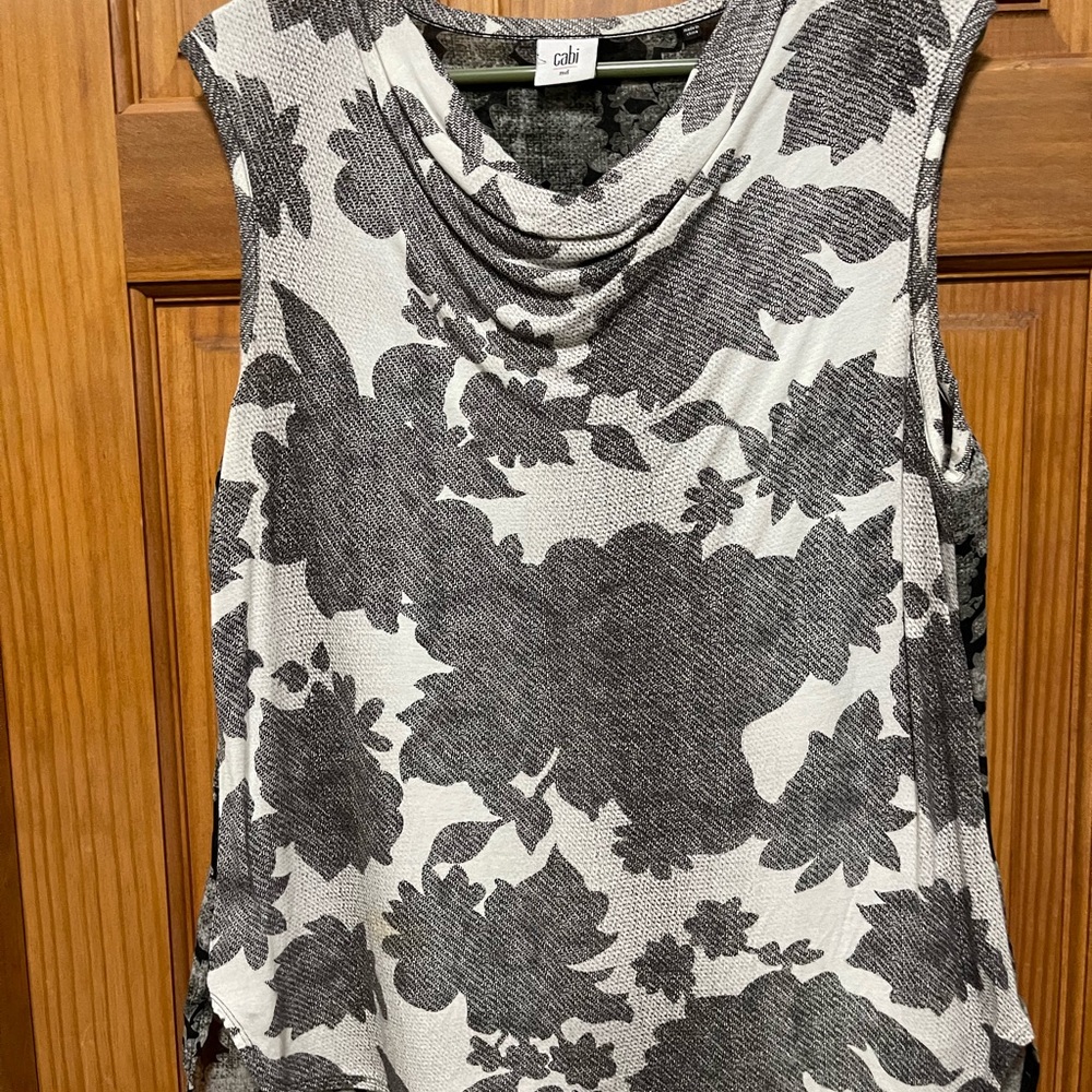 Cabi top